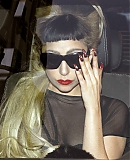 FP_6898059_ANG_Lady_Gaga_arrives_02_09.jpg