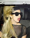 FP_6898140_ANG_Lady_Gaga_arrives_03_09.jpg