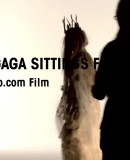 Knight_shoots_Lady_Gaga_for_Vanity_Fairgagafacepl_285829.jpg