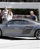 05_04_-_Out_and_about_in_Beverly_Hills_28529.jpg