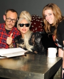 2811729_22_11_-_The_New_Museum_in_New_York_-_The_Book_Terry_Richardson_-_WWW_GAGAFACE_PL_REMO.jpg