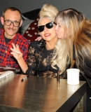 2812229_22_11_-_The_New_Museum_in_New_York_-_The_Book_Terry_Richardson_-_WWW_GAGAFACE_PL_REMO.jpg
