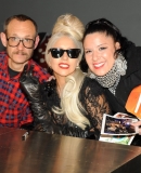 28429_22_11_-_The_New_Museum_in_New_York_-_The_Book_Terry_Richardson_-_WWW_GAGAFACE_PL_REMO.jpg