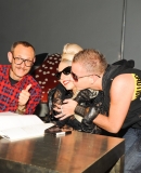 28829_22_11_-_The_New_Museum_in_New_York_-_The_Book_Terry_Richardson_-_WWW_GAGAFACE_PL_REMO.jpg