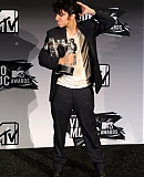 28_08_-_MTV_Video_Music_Awards_Press_Room_284329.jpg