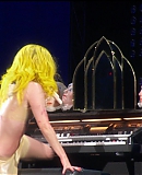 Lady_Gaga_Presents_The_Monster_Ball_Tour_-_Live_At_Madison_Square_Garden_HBO-HD_1080i_DD5_1-ALANiS_4743.jpg