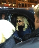 01_01_-_Arriving_at_her_hotel_in_New_York_City_GAGAFACE_PL_REMO_28129.jpg