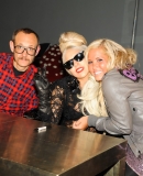 281529_22_11_-_The_New_Museum_in_New_York_-_The_Book_Terry_Richardson_-_WWW_GAGAFACE_PL_REMO.jpg